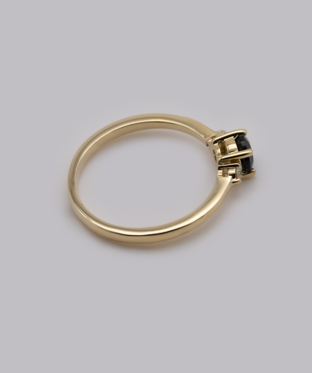 Brillantring mit Topas London Blue 585er Gelbgold