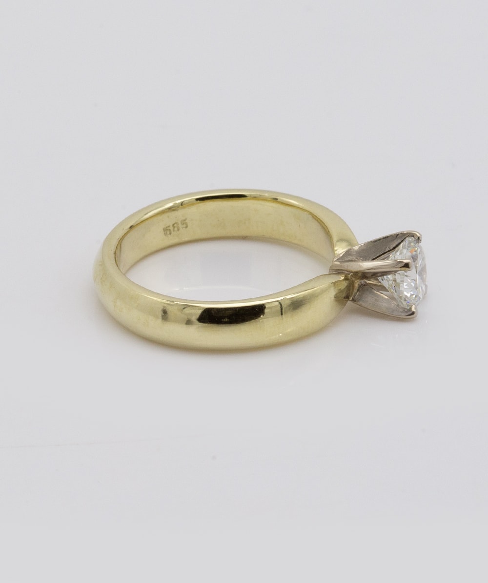 Ring mit Brillantsolitär 585er Gold bicolor