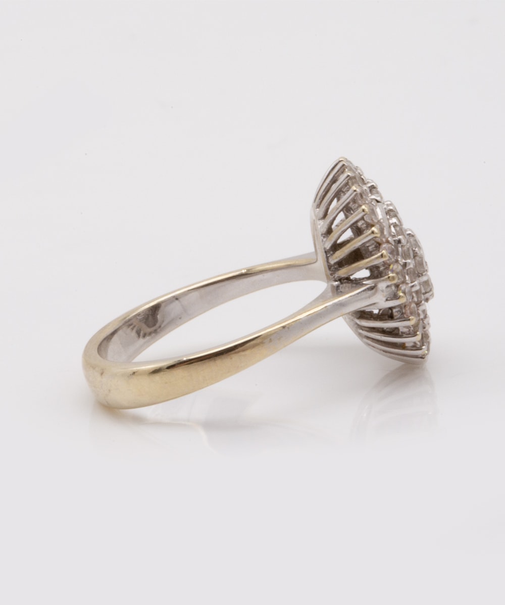 Ring mit Zirkonia 750er Weißgold 