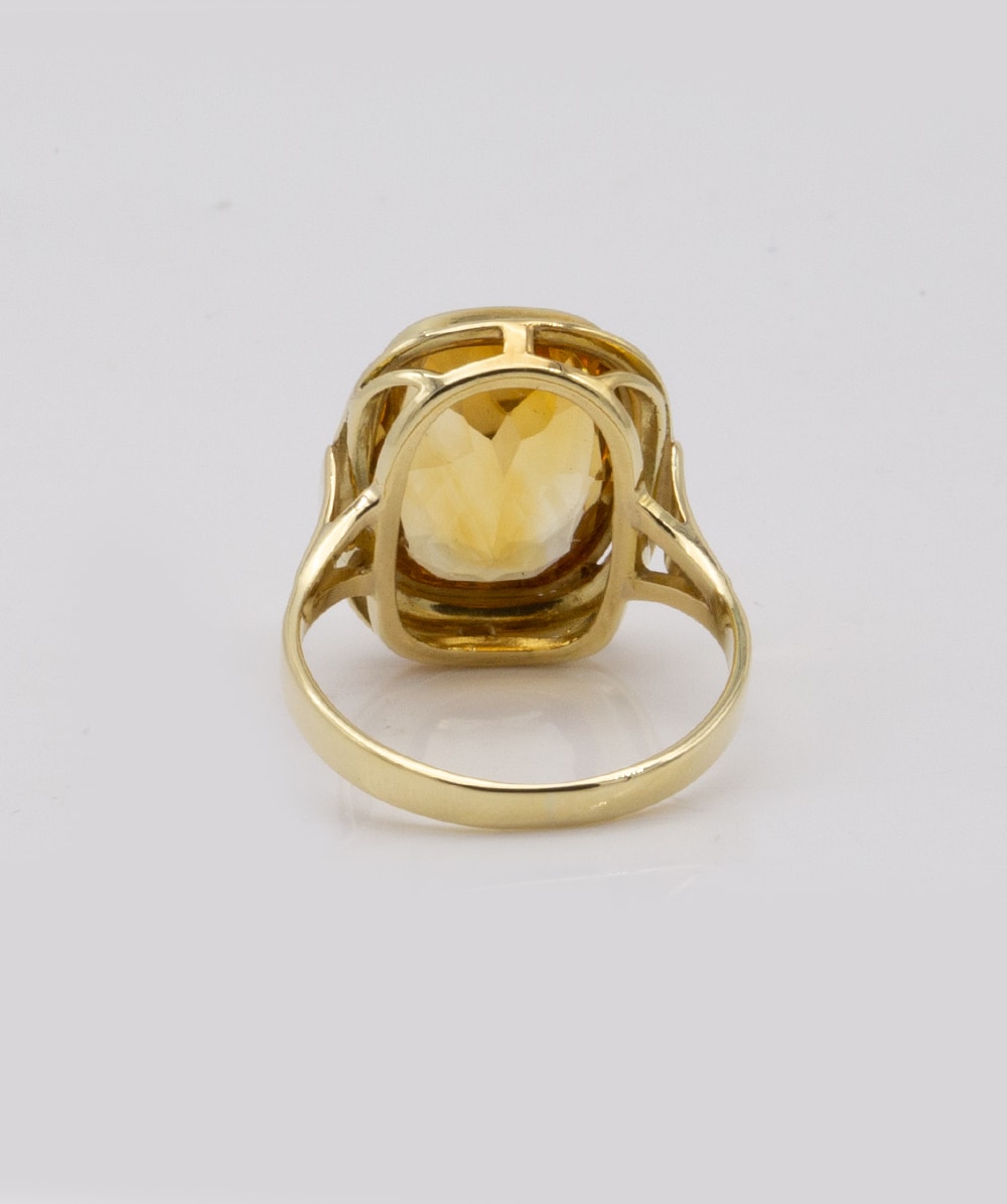 Ring mit Farbstein 585er Gelbgold