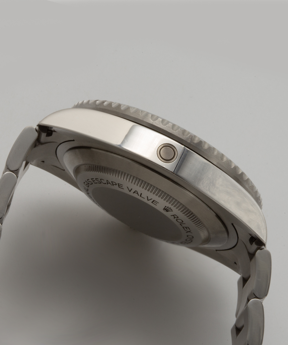 Rolex Sea-Dweller 43mm Ref: 126600