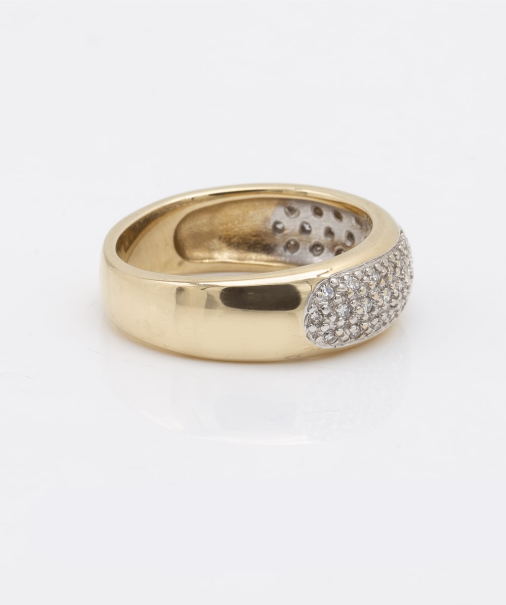 Ring mit Diamanten 585er Gold bicolor