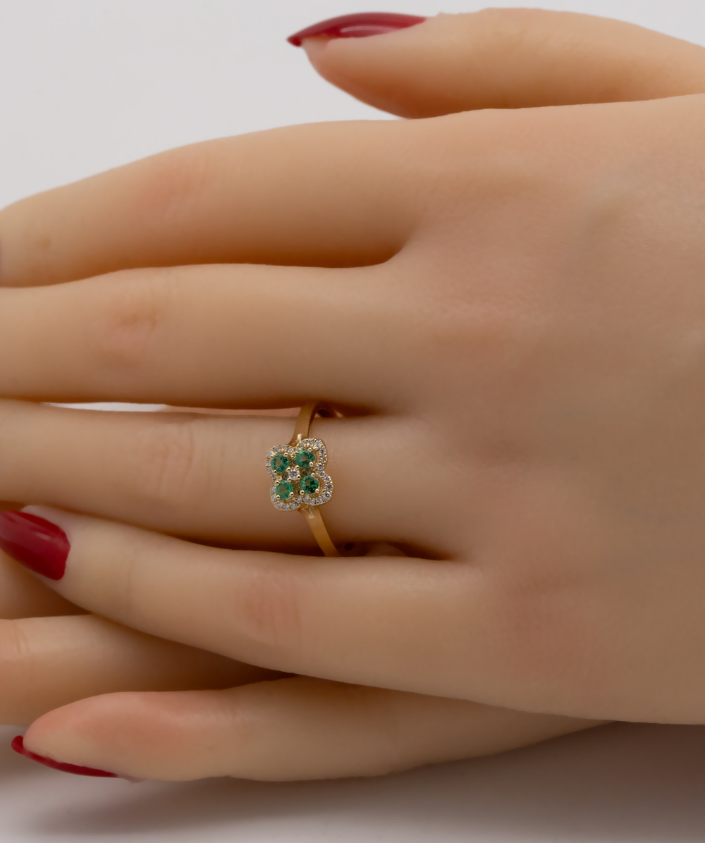 Ring mit Brillanten und Smaragden 585er Gelbgold