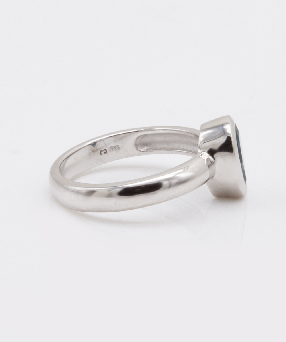 Ring mit Blautopas 925er Silber 