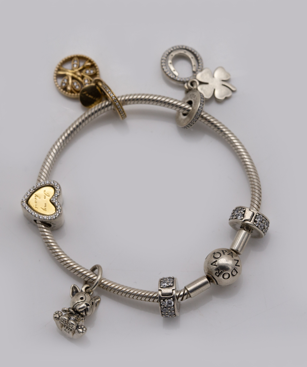 Armband von Pandora mit Charms 925er Silber