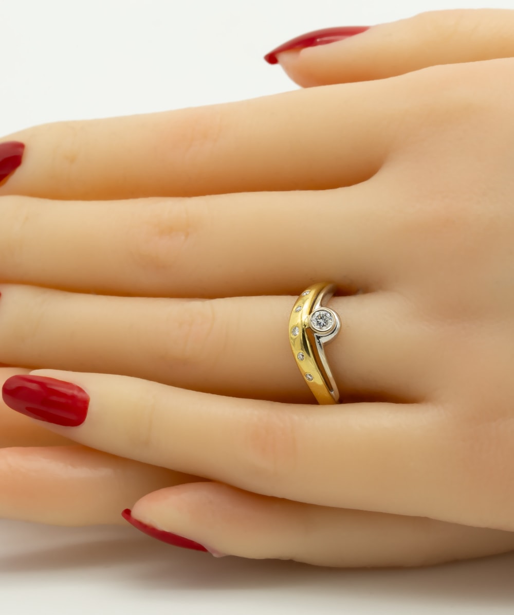Ring mit Brillanten 750er Gold bicolor