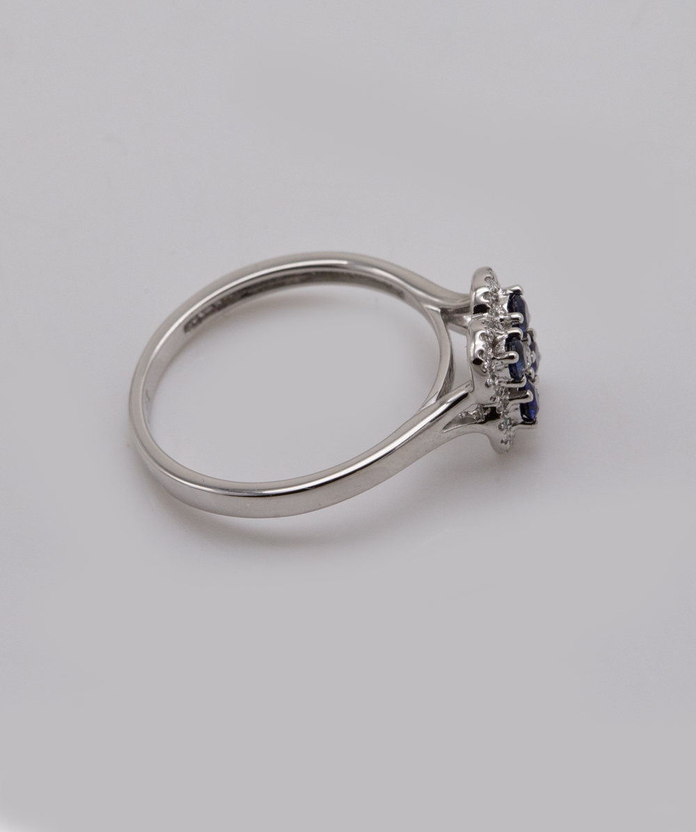 Ring mit Brillanten und Safir 585er Weißgold
