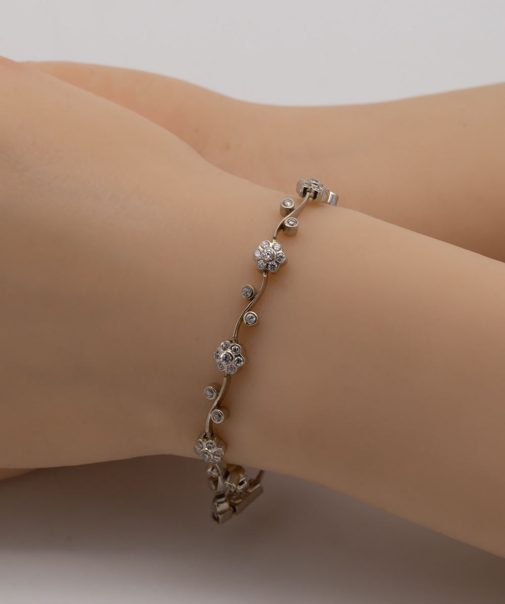 Armband mit diversen Steinen 585er Weißgold