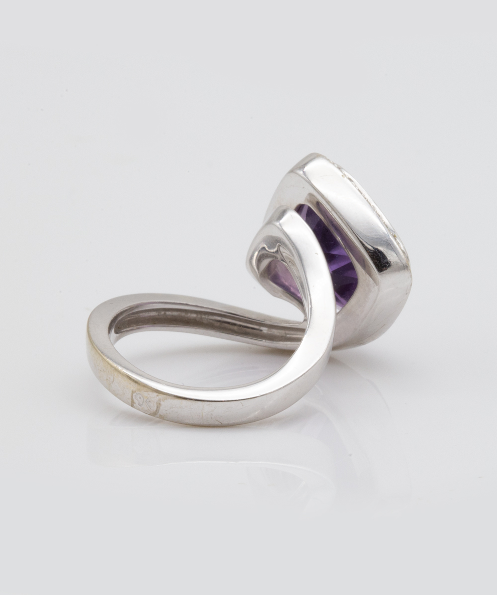 Brillantring mit Echt Amethyst 750er Weißgold 