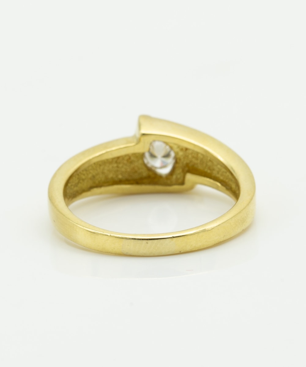 Ring mit Brillantsolitär 750er Gelbgold